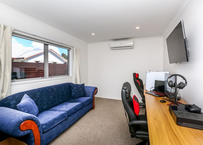 Free property data for 2A Portland Drive, Highlands Park, New Plymouth