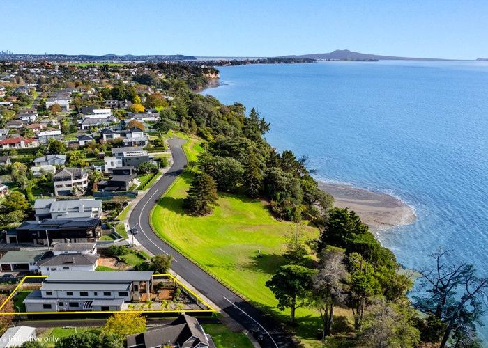  at 66A Marine Parade, Mellons Bay, Manukau City, Auckland