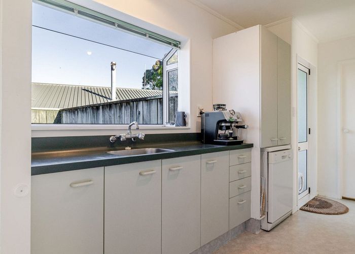  at 105 Hillcrest Drive, Kelvin Grove, Palmerston North, Manawatu / Whanganui
