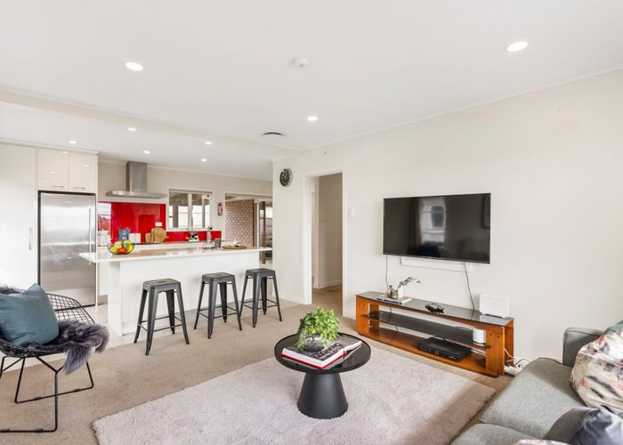  at 1/148 Hutchinson Avenue, New Lynn, Waitakere City, Auckland