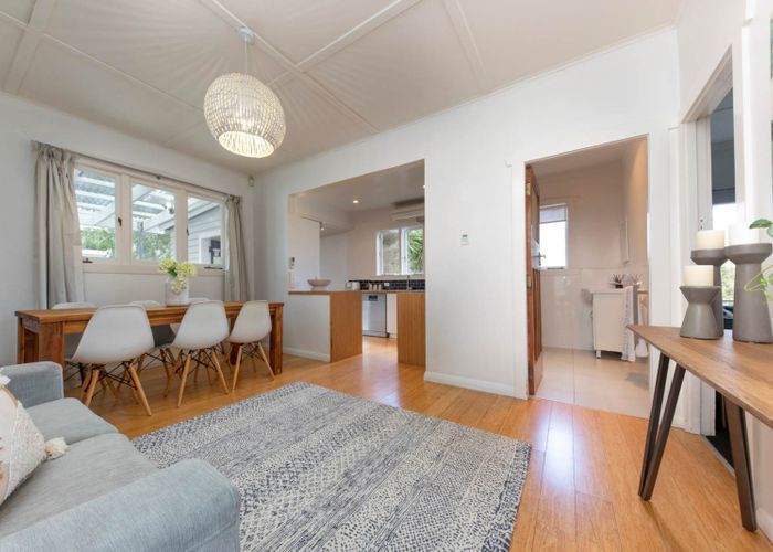  at 1/49 Konini Road, Titirangi, Auckland