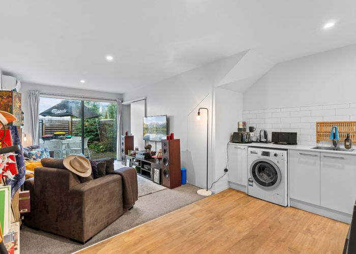  at 4/255 Kilmore Street, City Centre, Christchurch City, Canterbury