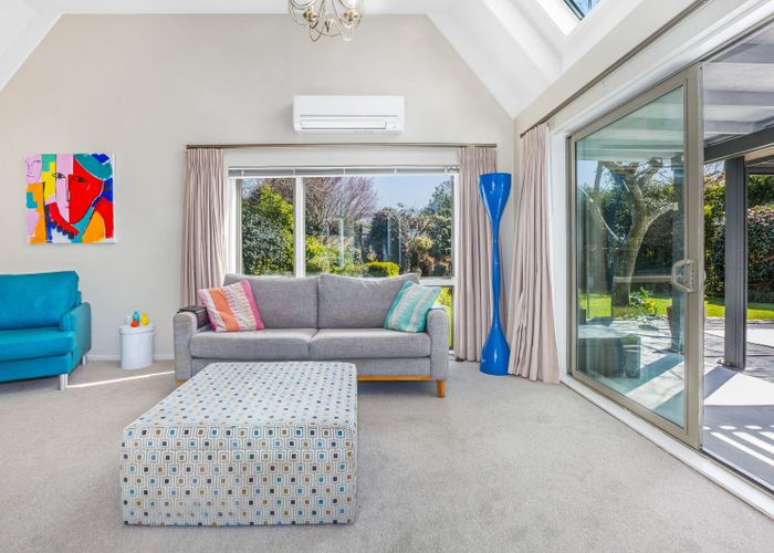  at 16 Karu Crescent, Waikanae