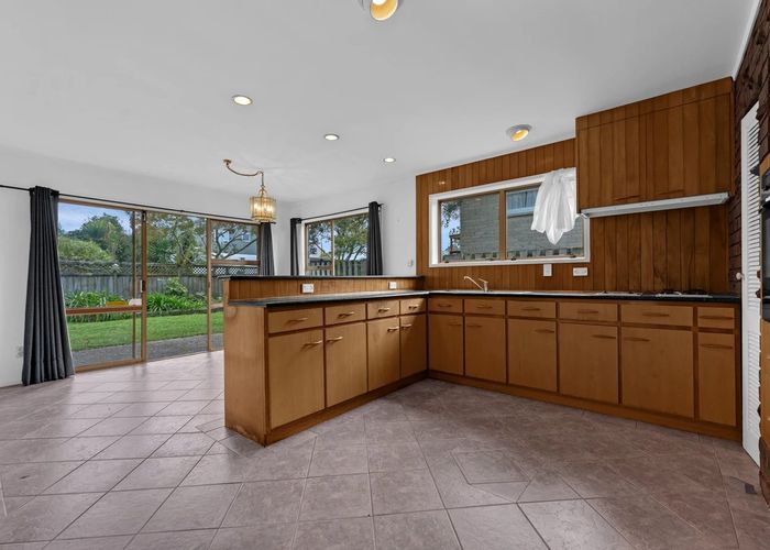  at 20 Huber Street, Weymouth, Manukau City, Auckland