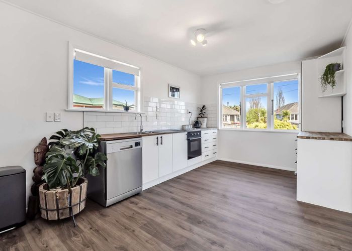  at 6 Pratley Crescent, Hampstead, Ashburton, Canterbury