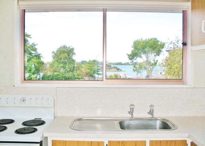  at 132 Kingswood Road, Brookfield, Tauranga, Bay Of Plenty
