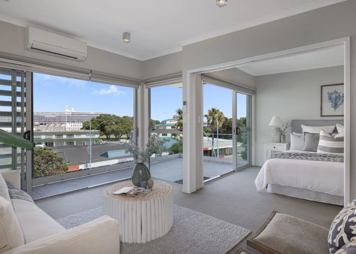  at 301/277 Maunganui Road, Mount Maunganui, Tauranga, Bay Of Plenty