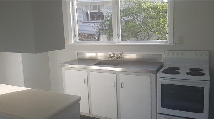  at 4/62 Strong Street, Saint Johns, Auckland