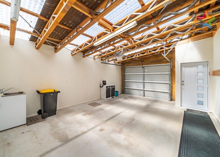  at 28 Lincoln Avenue, Tawa, Wellington