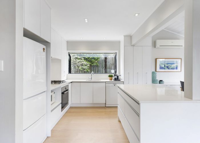  at 14C Godden Crescent, Orakei, Auckland
