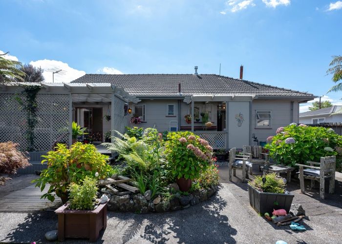  at 74 Sunset Road, Mangakakahi, Rotorua