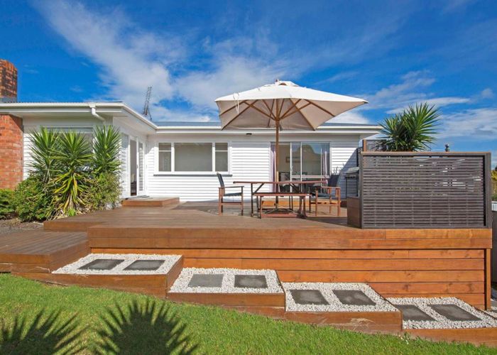  at 1/69 Andrew Road, Howick, Auckland