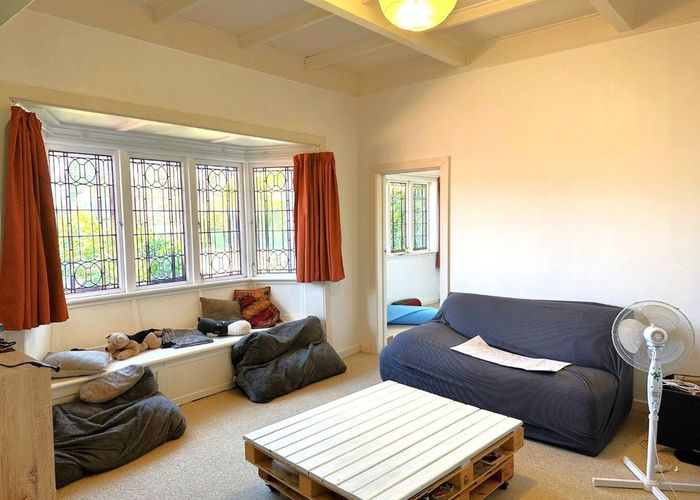  at 5 Admiral Beatty Ave, Mount Roskill, Auckland City, Auckland