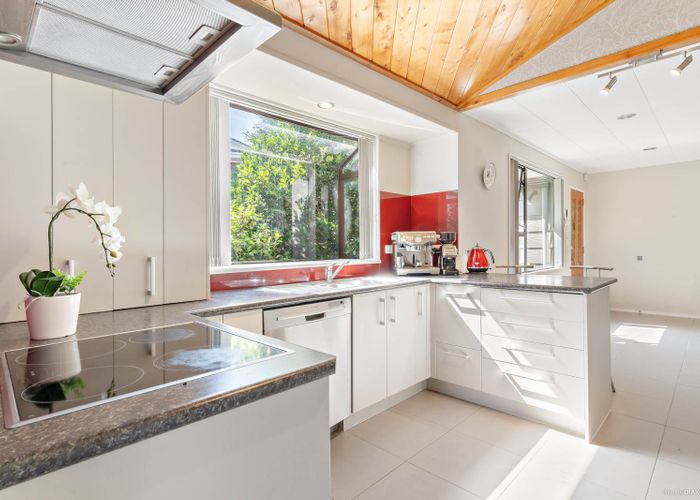  at 3 Bluewater Place, Wattle Downs, Auckland