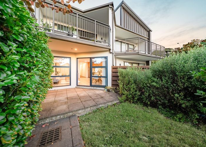  at 2/69 Suva Street, Upper Riccarton, Christchurch City, Canterbury