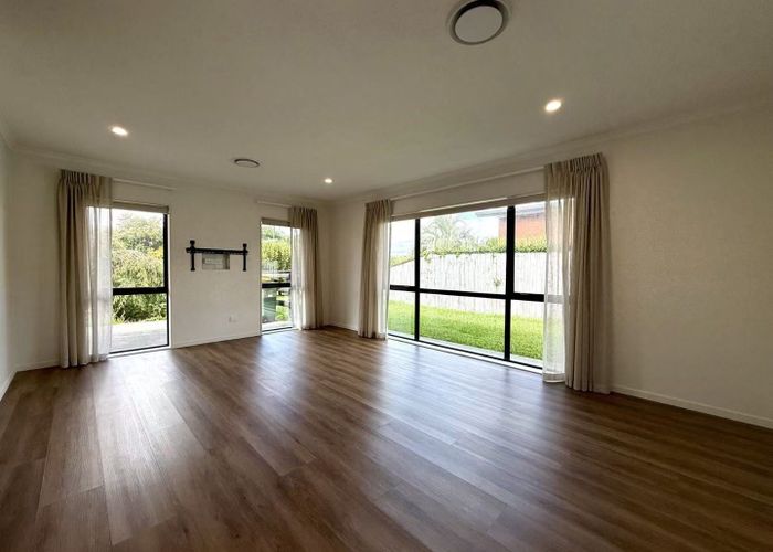  at 1 Maple Lane, Huapai, Rodney, Auckland