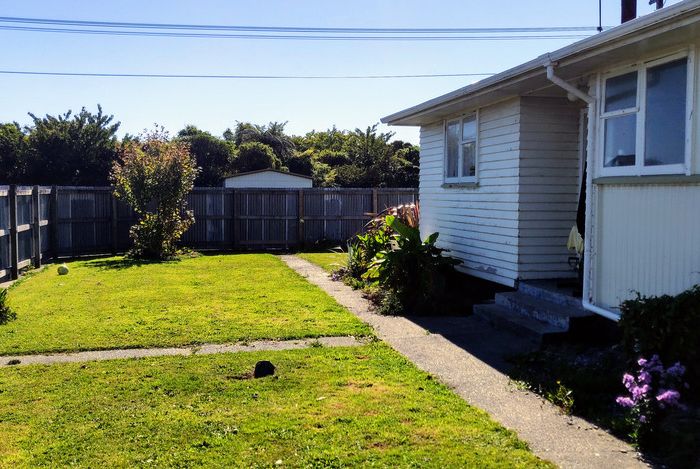  at 76 Hall Street, Cobden, Greymouth