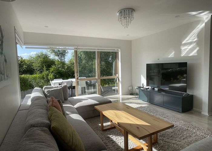  at 17 Meteor Place, Schnapper Rock, North Shore City, Auckland