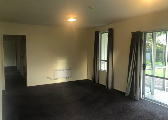  at 2/17 Donovan Road , Paraparaumu Beach, Kapiti Coast, Wellington