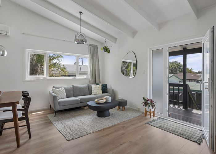  at 12A Fifth Avenue, Mount Albert, Auckland