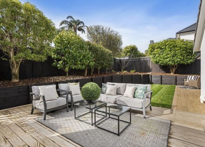  at 9 Hoani Glade, Saint Johns, Auckland City, Auckland