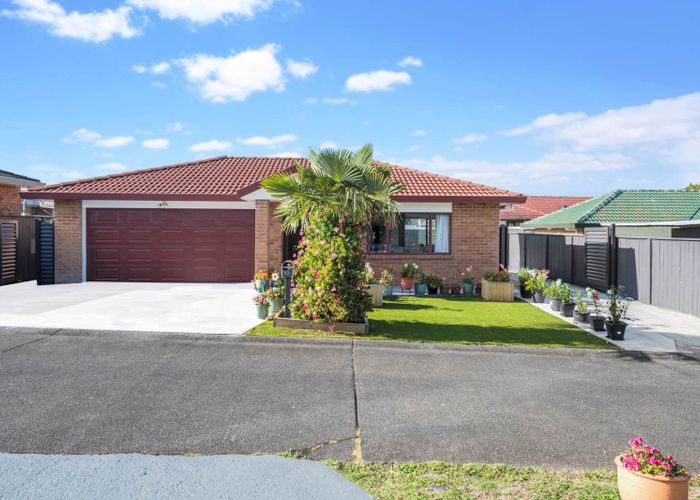  at 52 Bellville Drive, Clendon Park, Manukau City, Auckland