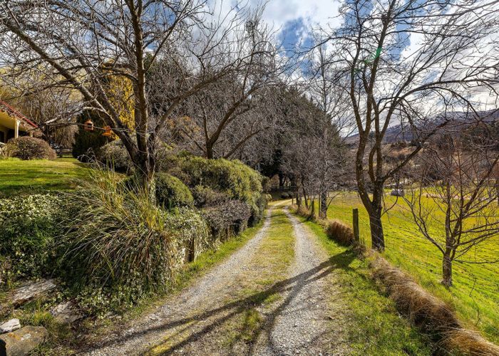  at 35 Mountain View Road, Dalefield, Queenstown