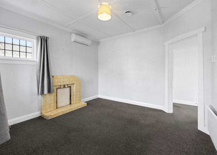  at 3 Shortland Street, Vogeltown, New Plymouth, Taranaki