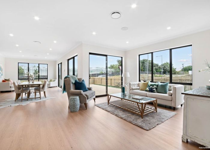  at 1/5 Scott Road, Hobsonville, Auckland