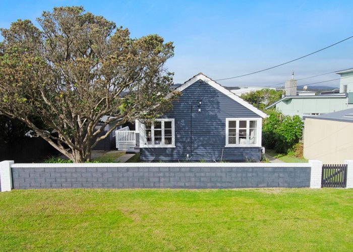  at 11 Hector Street, Seatoun, Wellington