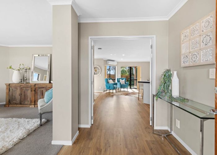  at 6 Corrofin Drive, East Tamaki, Manukau City, Auckland