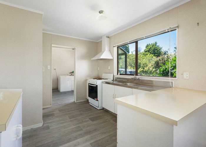  at 124 Athenree Road, Katikati