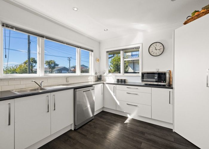  at 41 Cotswold Avenue, Bishopdale, Christchurch City, Canterbury