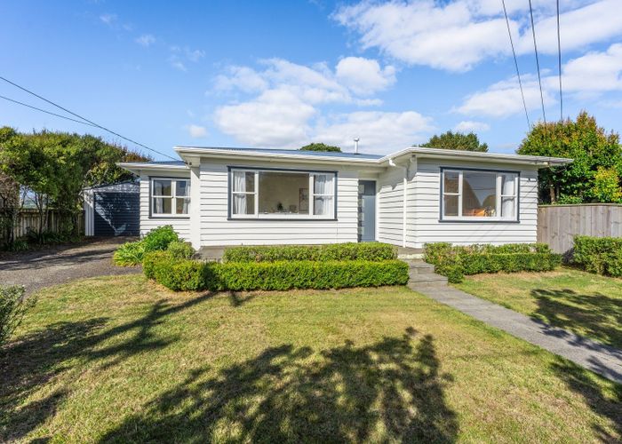  at 59 Dale Road, Raumati South, Paraparaumu