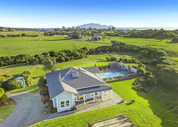 at 47 Sandown Road, Te Horo, Kapiti Coast, Wellington