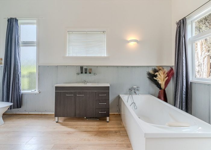  at 2160 Manuka Gorge Highway, Waitahuna, Lawrence