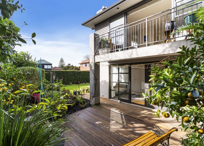  at 74E Ireland Road, Mount Wellington, Auckland