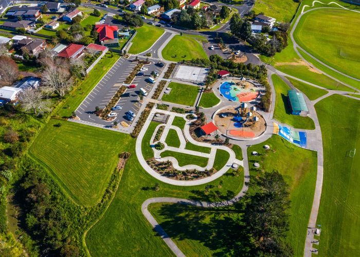  at 5A Baumea Rise, Massey, Waitakere City, Auckland