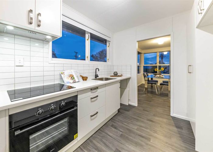 at 95 Tennessee Avenue, Mangere East, Auckland