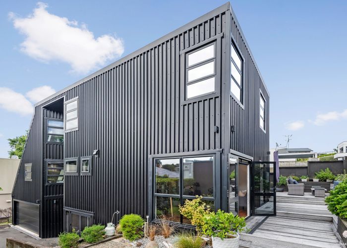  at 2A Fowlers Avenue, Frankton, Hamilton