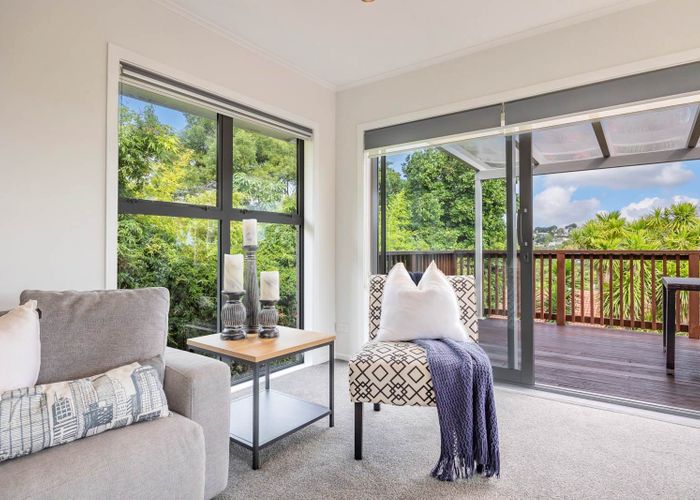  at 24 Shanaway Rise, Hillcrest, North Shore City, Auckland