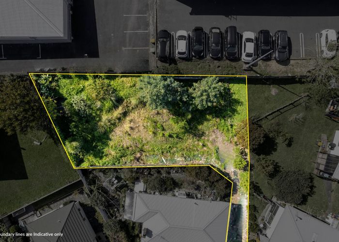  at 3/5 Sunnyfield Crescent, Glenfield, North Shore City, Auckland