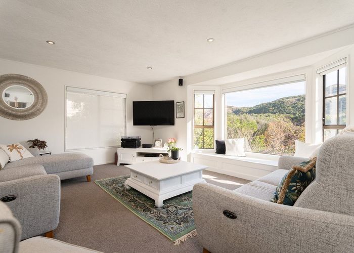  at 9 Lakewood Avenue, Churton Park, Wellington