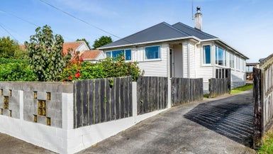  at 18 Drake Street, Vogeltown, New Plymouth
