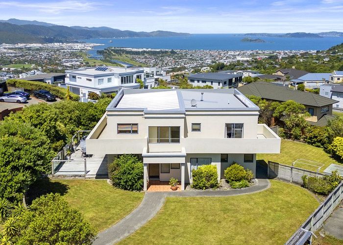 at 39 Arahiwi Grove, Tirohanga, Lower Hutt, Wellington