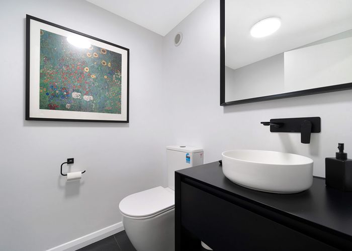  at 19 Hollywood Avenue, Titirangi, Auckland