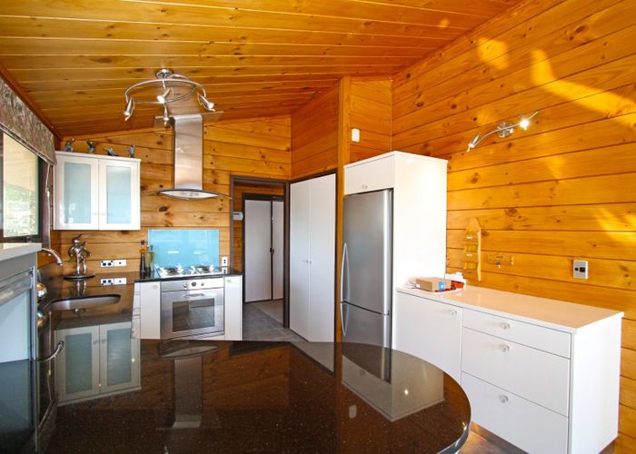  at 9 Annandale Street, Lynmouth, New Plymouth, Taranaki
