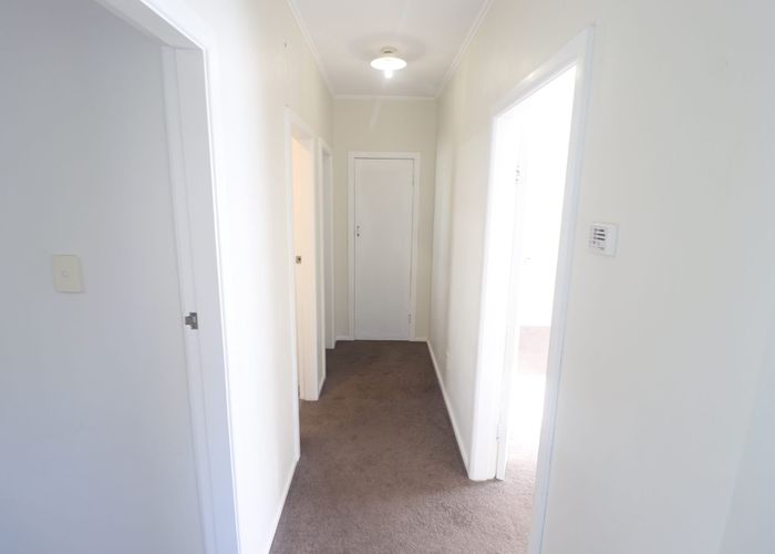  at 2/26 Liverpool Street, Royal Oak, Auckland