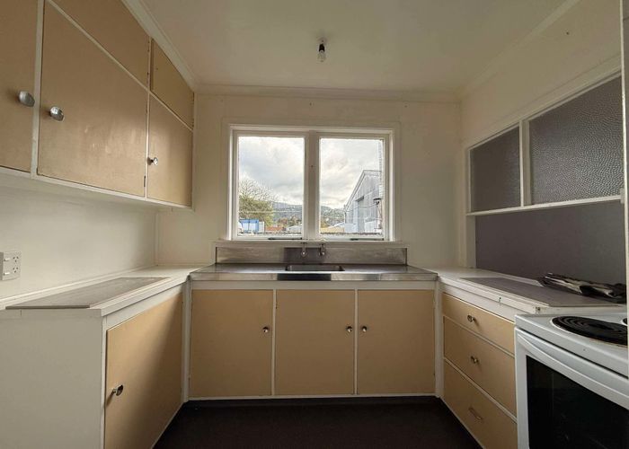  at 2/36 Camp Street, Trentham, Upper Hutt, Wellington