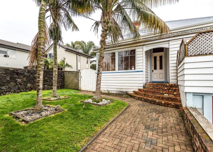  at 4 Woodbine Avenue, Greenlane, Auckland City, Auckland